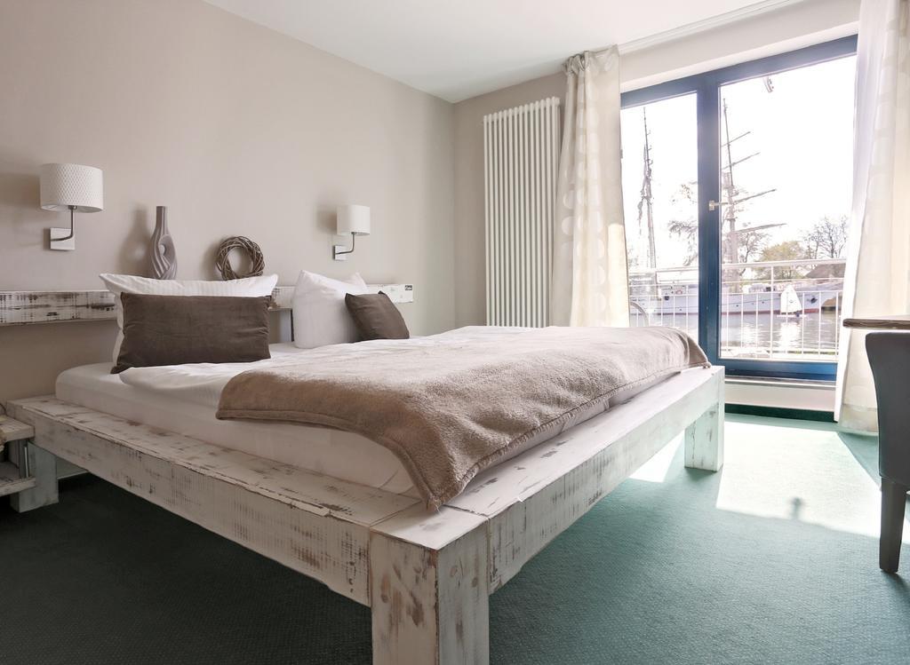 Hotel & Restaurant Utkiek Greifswald Room photo